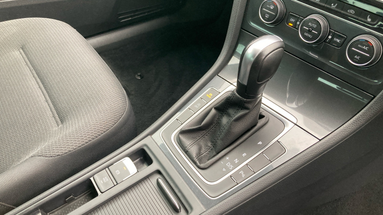 Volkswagen Golf 1.5 TSI EVO 150 Match Edition 5dr DSG Petrol Hatchback